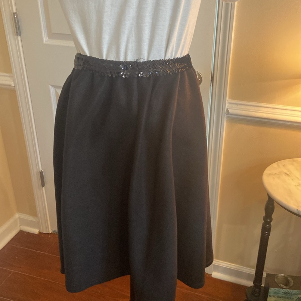 Women’s Poodle Skirt - Picture 6 of 14